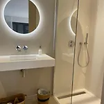 671 * Reyrieux