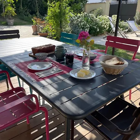 홈스테이 671 Reyrieux